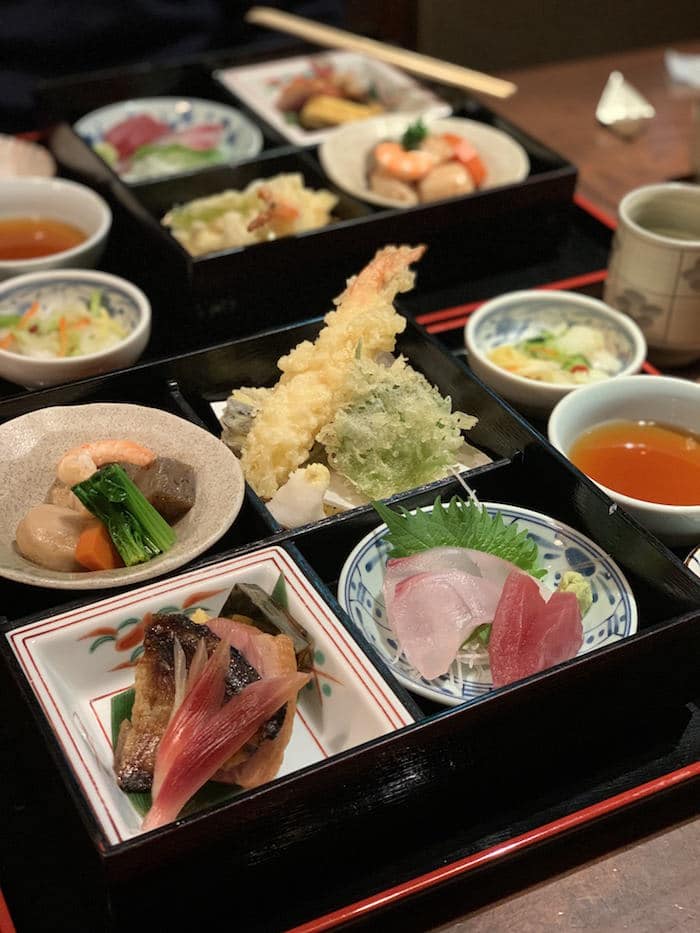 うおはな松花堂定食
