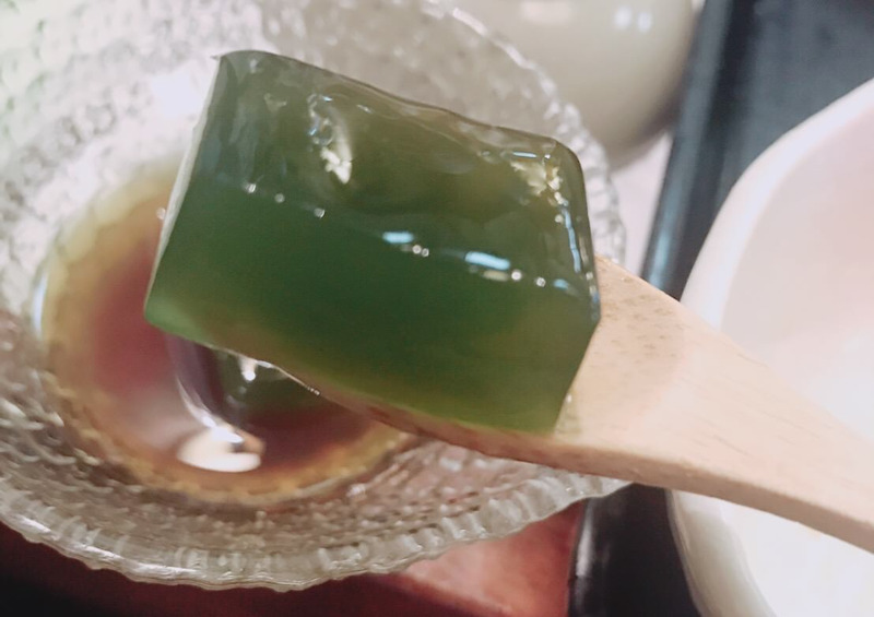 無地調1級遮光カーテンが1,980円〜。久々のブログ更新！の画像です